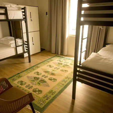 Vanilla Sky Boutique טיראנה