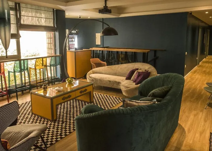 Vanilla Sky Boutique بيت شباب تيرانا