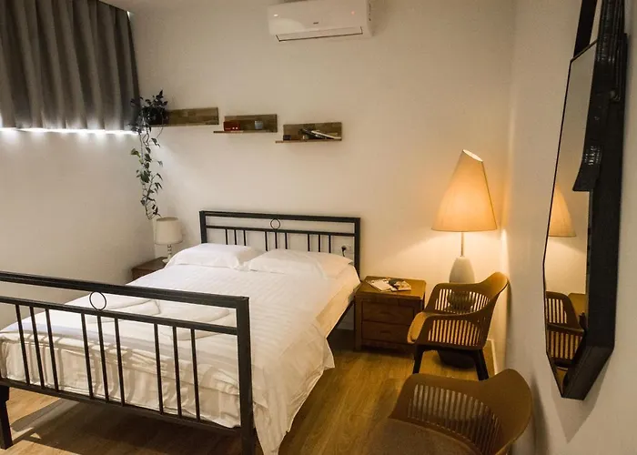 Vanilla Sky Boutique * تيرانا