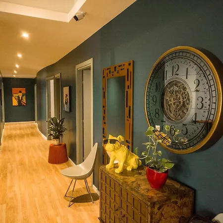 Vanilla Sky Boutique Hostel *