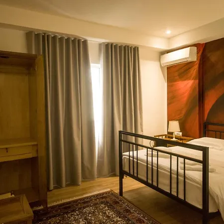 Vanilla Sky Boutique Albergue